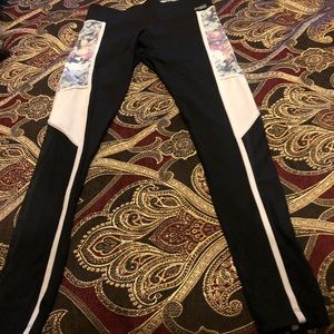Gently Worn Victoria Secret Pink Ultimate Legging